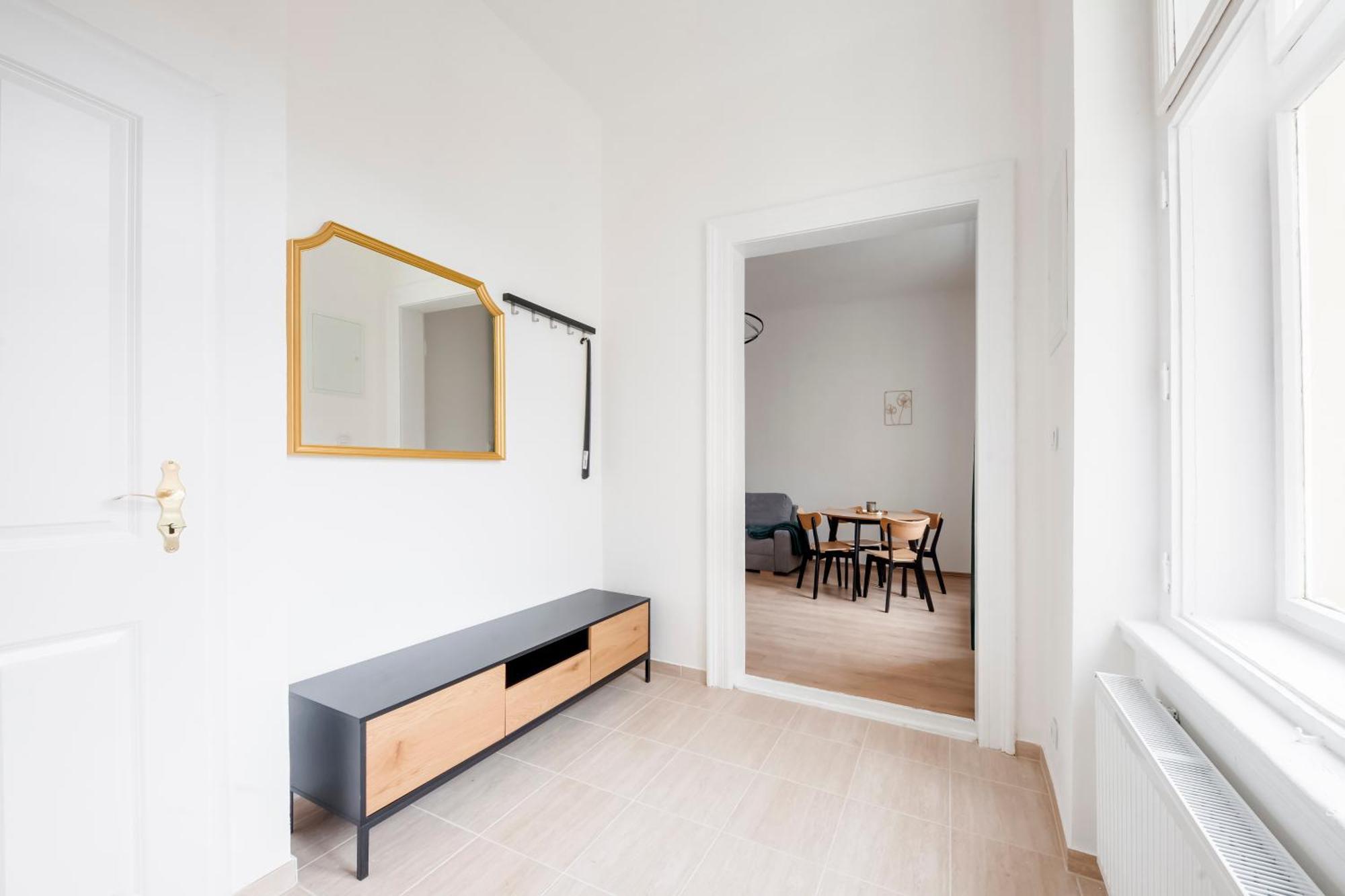 City Center Premium Apartment Прага Экстерьер фото