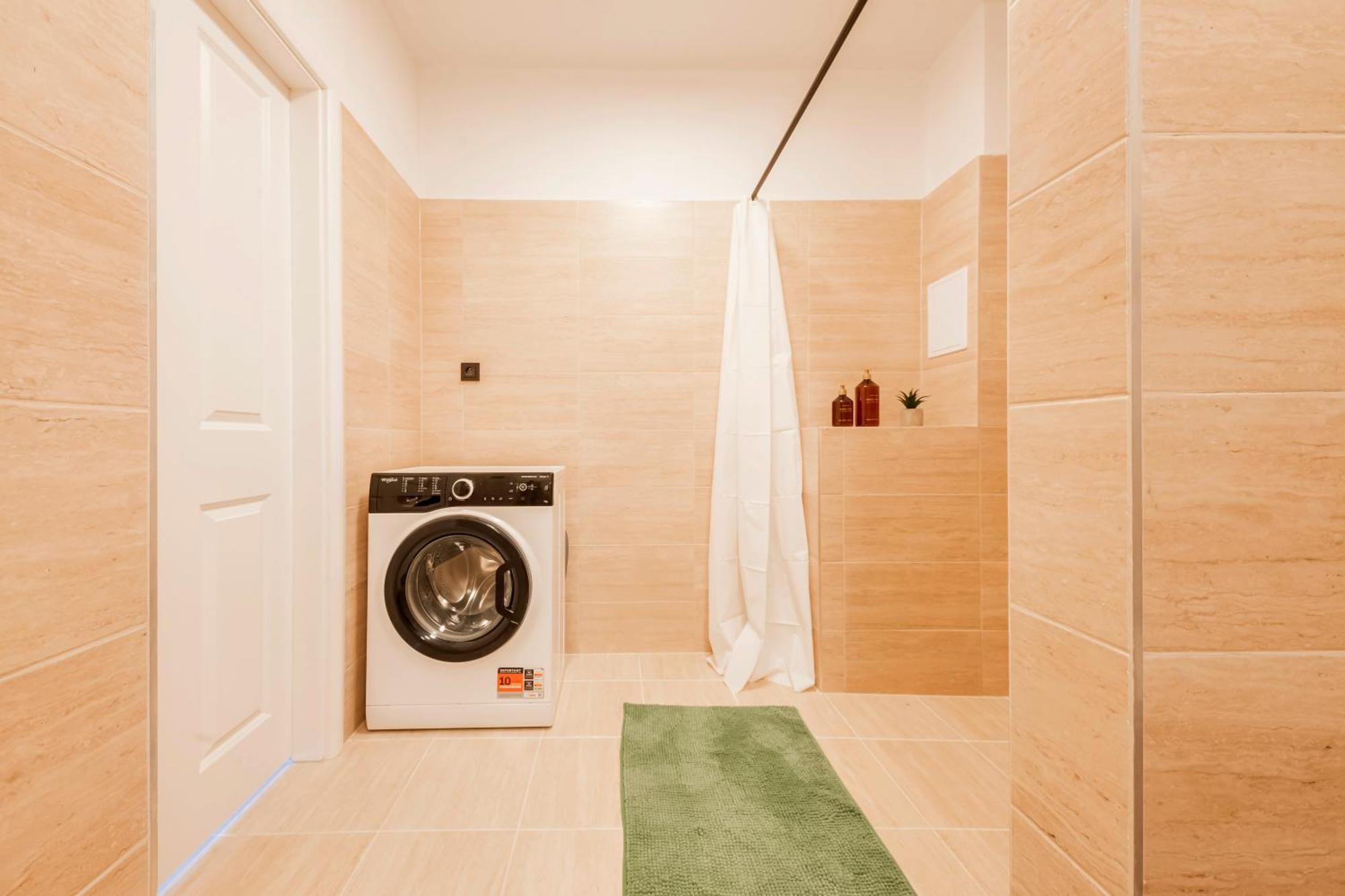 City Center Premium Apartment Прага Экстерьер фото